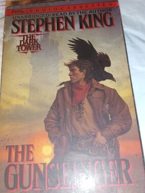 Stephen King The Gunslinger Audiobook - Brown/Red Cover